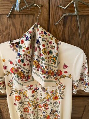TORY BURCH Cream Short Sleeve T-Shirt Dress with Colorful Floral & Bird Print